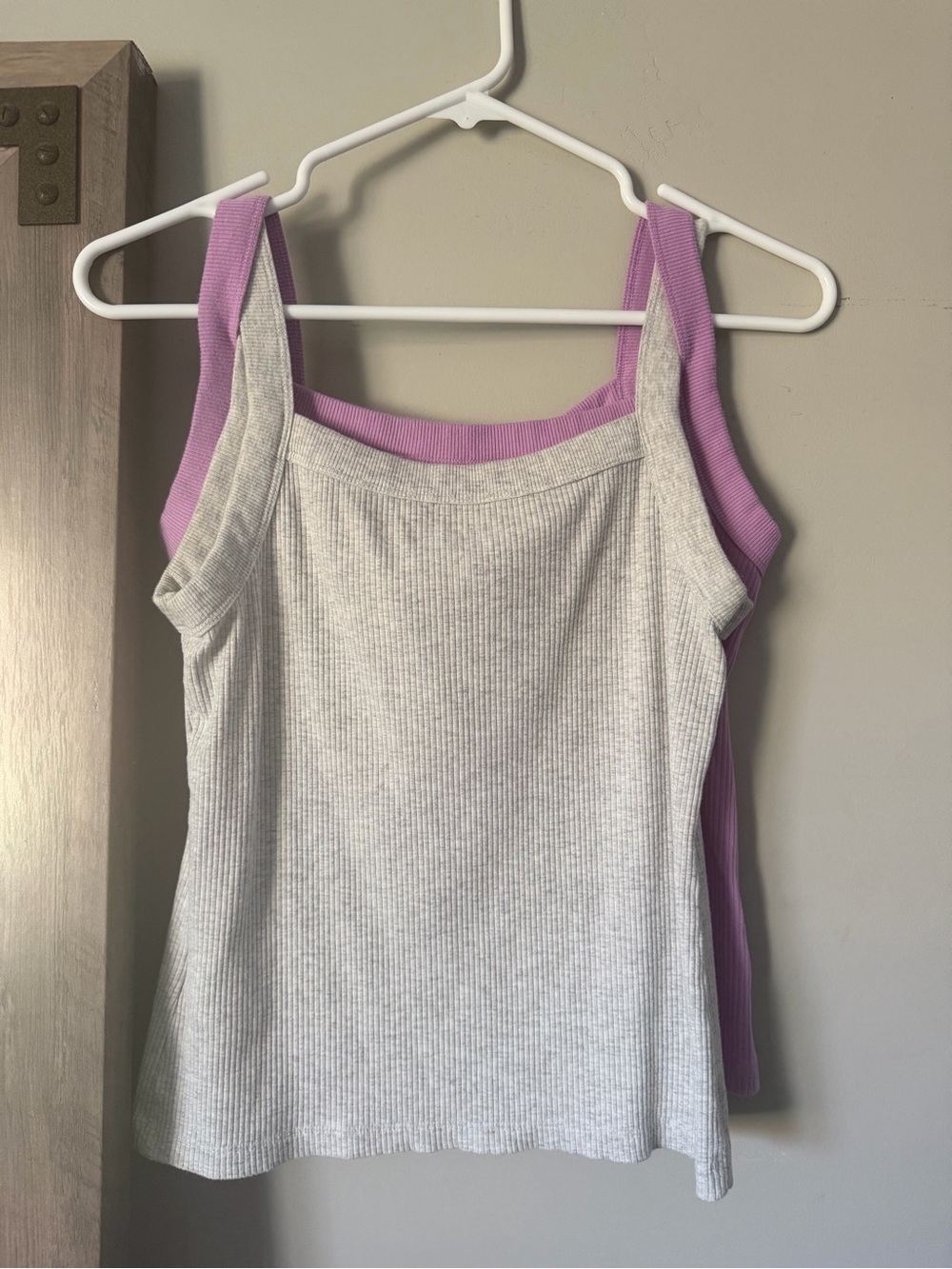 American Eagle Outfitters Layered Ribbed Tank - Gray & Lavender Bundle